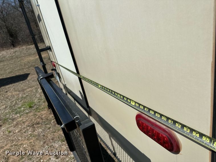 image for item LR9612 2018 Keystone Cougar  camper