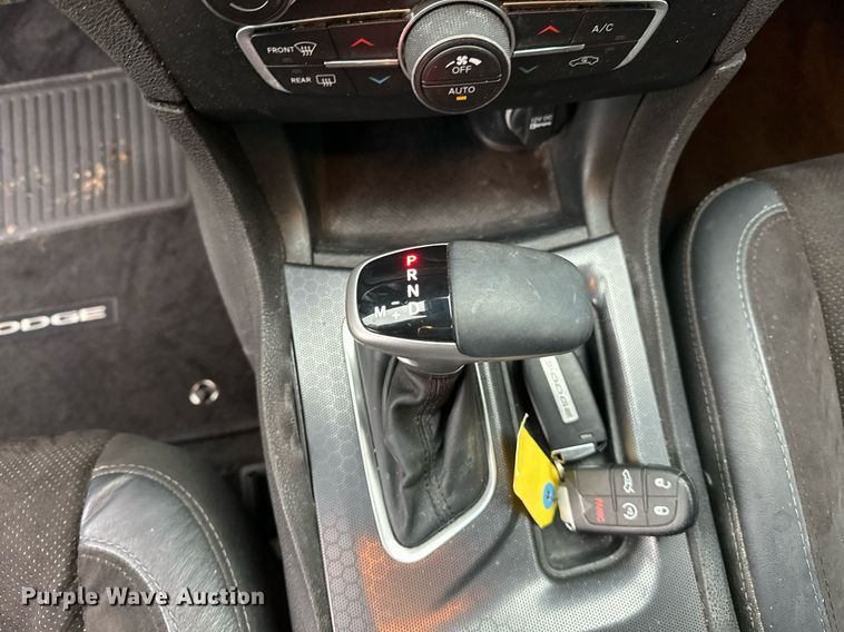 image for item LR9736 2015 Dodge Charger R/T