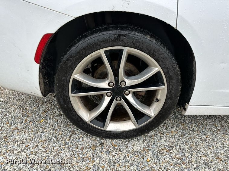 image for item LR9736 2015 Dodge Charger R/T