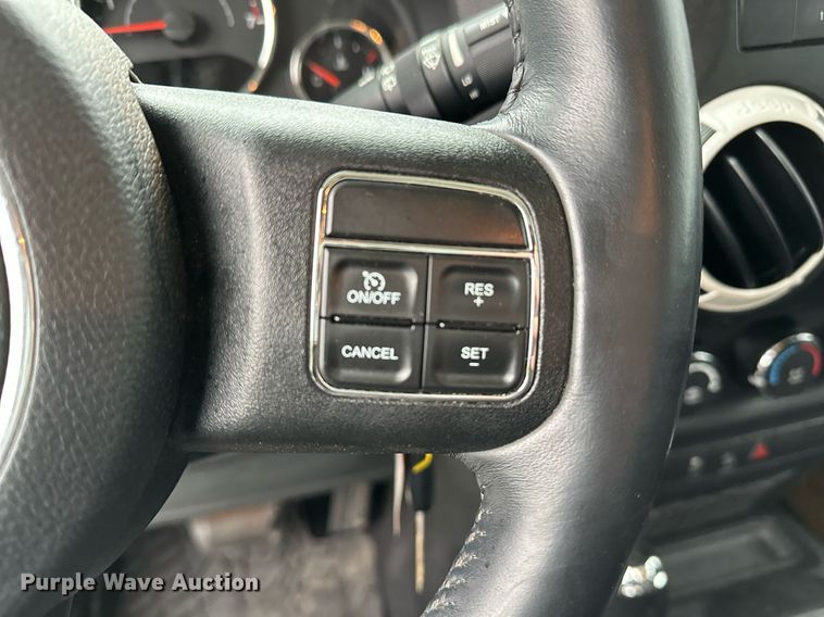 image for item LR9737 2014 Jeep Wrangler Unlimited Sport  SUV