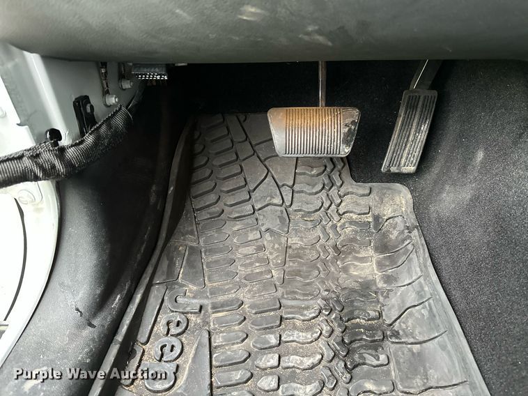 image for item LR9737 2014 Jeep Wrangler Unlimited Sport  SUV