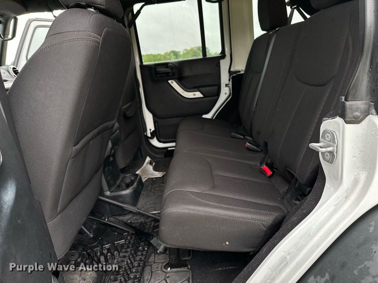 image for item LR9737 2014 Jeep Wrangler Unlimited Sport  SUV