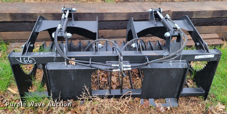 image for item LV9522 66" W skid steer grapple bucket