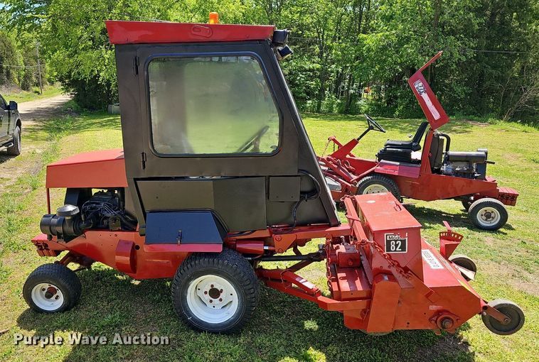 image for item LW9541 Toro 322D  lawn mower