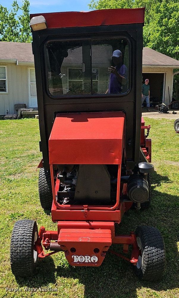 image for item LW9541 Toro 322D  lawn mower