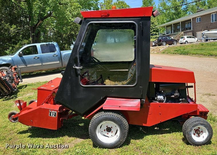 image for item LW9541 Toro 322D  lawn mower