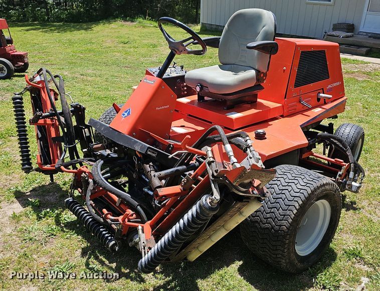 image for item LW9542 Jacobsen Textron LF128  reel mower