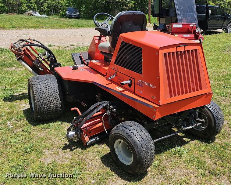 image for item LW9542 Jacobsen Textron LF128  reel mower