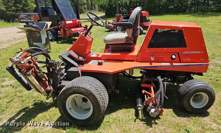 image for item LW9542 Jacobsen Textron LF128  reel mower