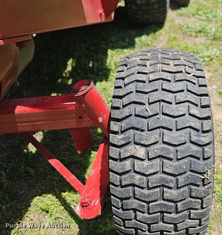 image for item LW9543 Toro 322D  lawn mower