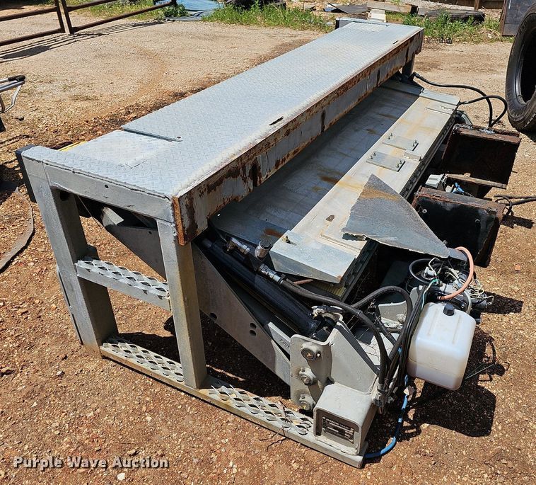 image for item LW9544 Maxon Tuk-a-way GPTLR  end gate lift