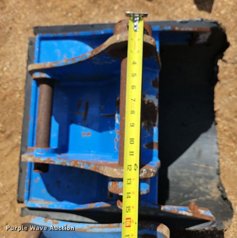 image for item LW9547 (2) Vail Products Inc. sand buckets