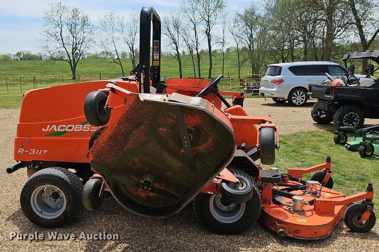image for item MC9013 Jacobsen R311T  lawn mower