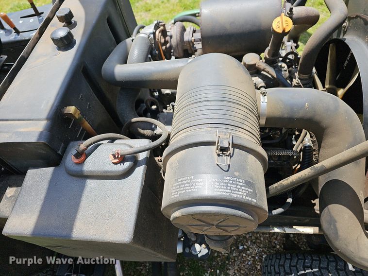 image for item MC9014 John Deere 1600 Turbo  lawn mower