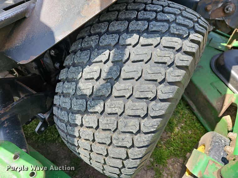 image for item MC9014 John Deere 1600 Turbo  lawn mower