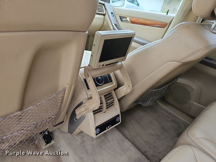 image for item MC9016 2008 Mercedes Benz R350