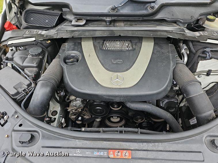 image for item MC9016 2008 Mercedes Benz R350