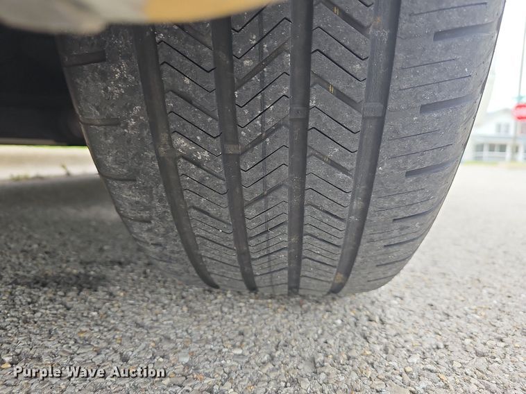 image for item MC9016 2008 Mercedes Benz R350