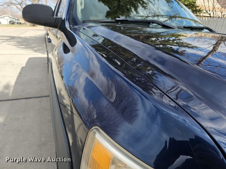 image for item MC9760 2010 Chevrolet Silverado 1500  Crew Cab pickup truck