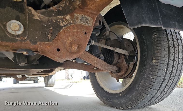 image for item MC9760 2010 Chevrolet Silverado 1500  Crew Cab pickup truck