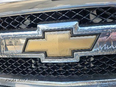 image for item MC9760 2010 Chevrolet Silverado 1500  Crew Cab pickup truck