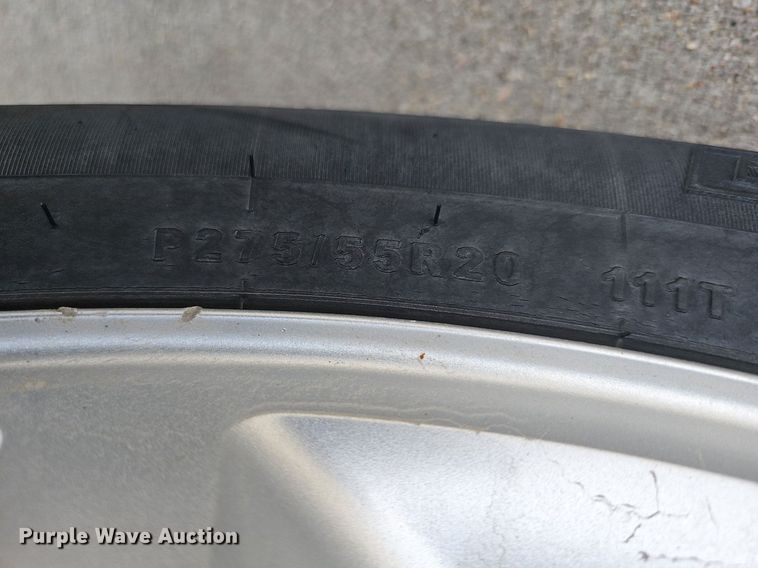 image for item MC9760 2010 Chevrolet Silverado 1500  Crew Cab pickup truck