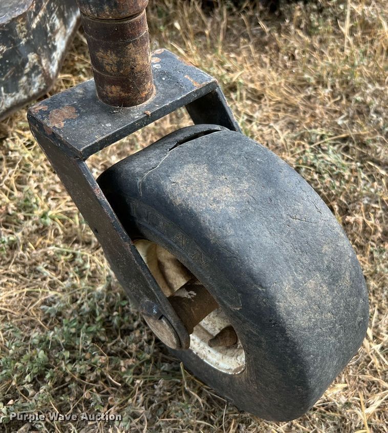 image for item MF9923 DewEze ATM72  slope mower