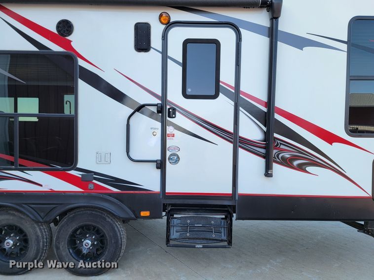 image for item ML9309 2018 Cruiser Stryker  toy hauler camper