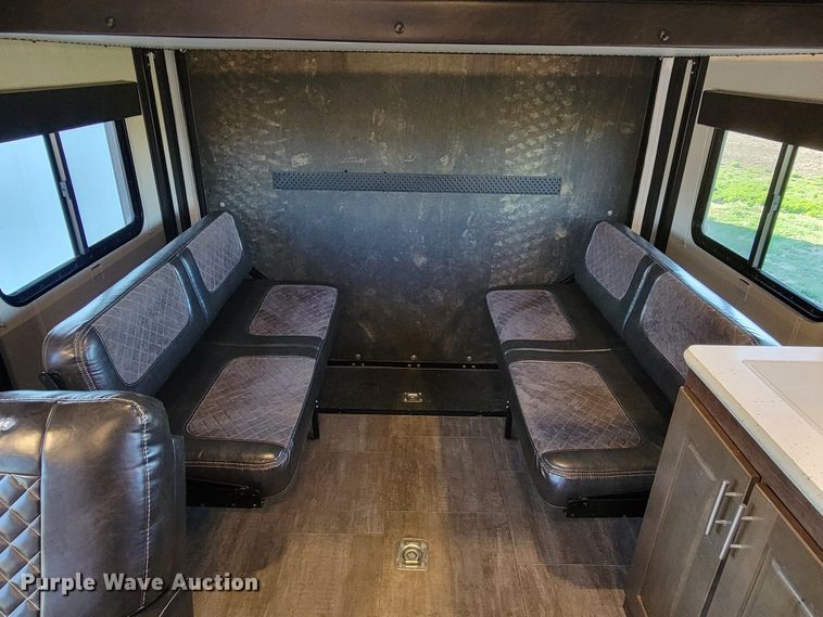 image for item ML9309 2018 Cruiser Stryker  toy hauler camper