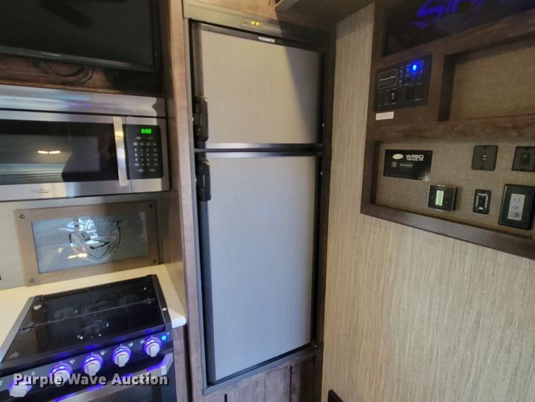 image for item ML9309 2018 Cruiser Stryker  toy hauler camper