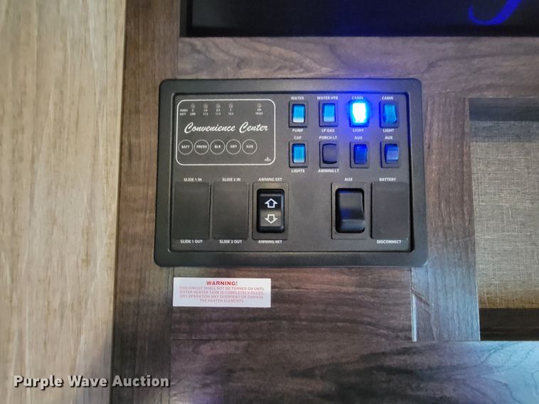 image for item ML9309 2018 Cruiser Stryker  toy hauler camper