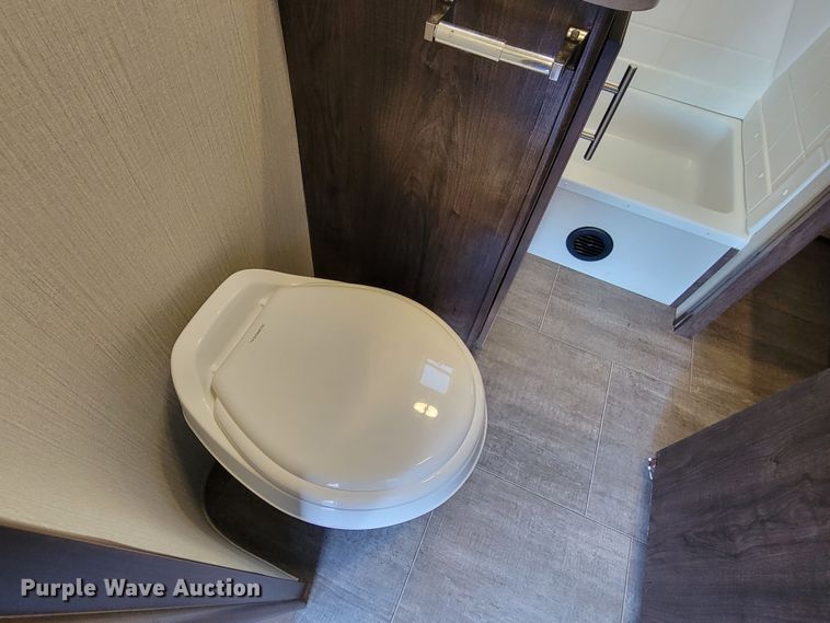 image for item ML9309 2018 Cruiser Stryker  toy hauler camper