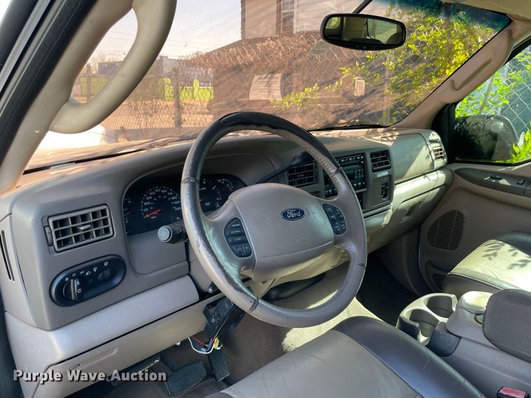 image for item MM9490 2004 Ford Excursion  SUV