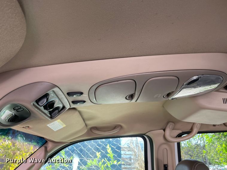 image for item MM9490 2004 Ford Excursion  SUV