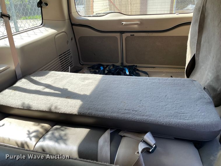 image for item MM9490 2004 Ford Excursion  SUV