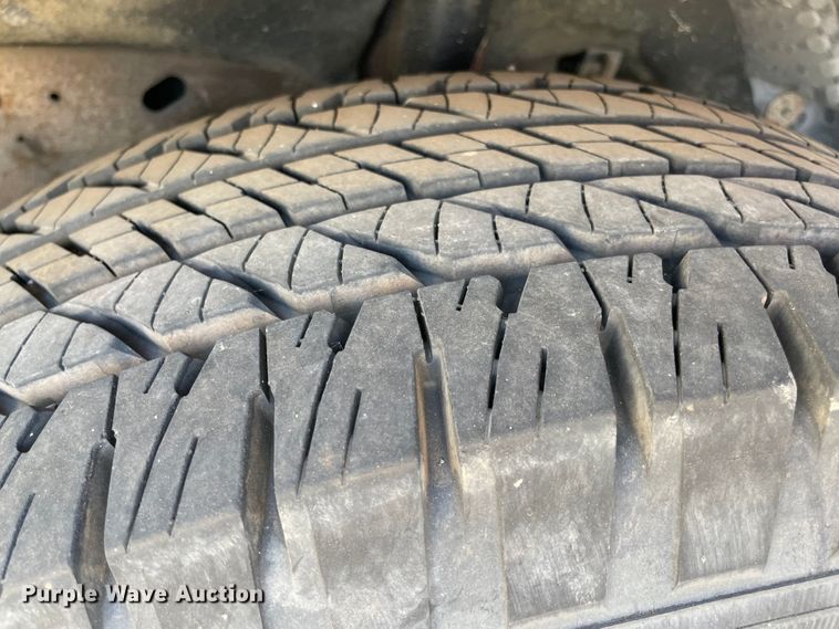 image for item MM9490 2004 Ford Excursion  SUV