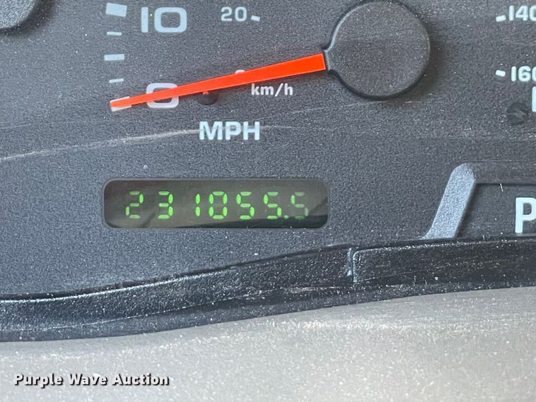 image for item MM9490 2004 Ford Excursion  SUV