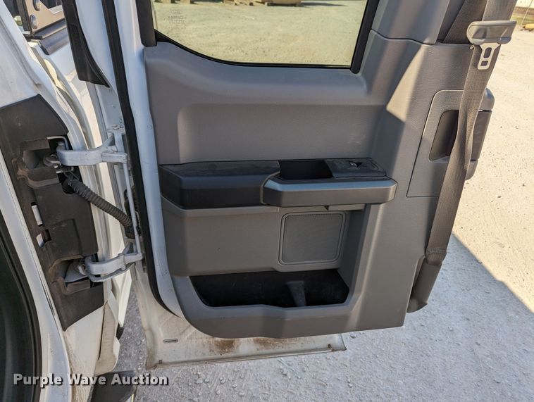 image for item MN9872 2017 Ford F150  SuperCab pickup truck