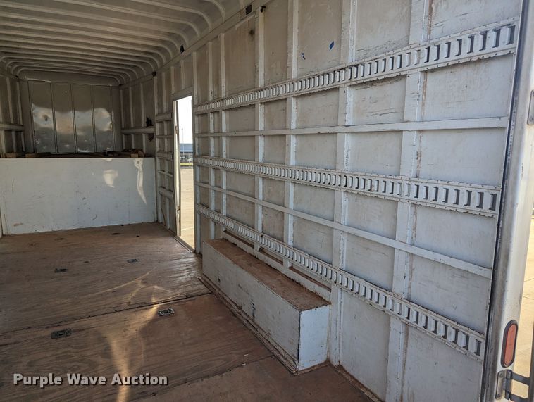 image for item MN9897 2014 Contract Manufacturer CMC6070-2090  enclosed cargo trailer