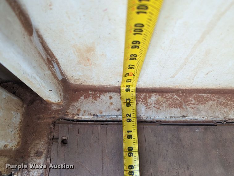 image for item MN9897 2014 Contract Manufacturer CMC6070-2090  enclosed cargo trailer