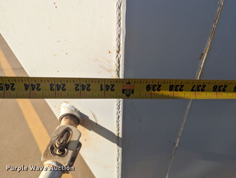 image for item MN9897 2014 Contract Manufacturer CMC6070-2090  enclosed cargo trailer