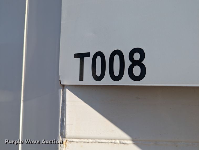 image for item MN9897 2014 Contract Manufacturer CMC6070-2090  enclosed cargo trailer