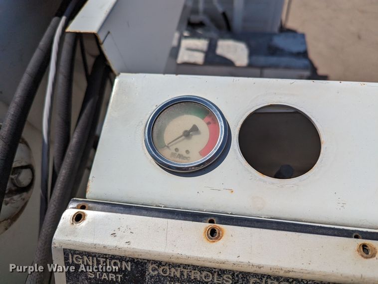 image for item MN9926 2003 Freightliner FL80  digger derrick truck