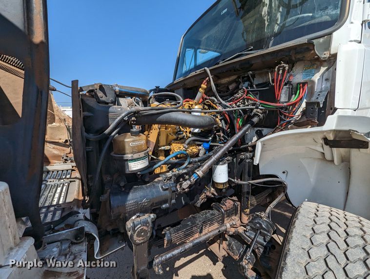 image for item MN9926 2003 Freightliner FL80  digger derrick truck