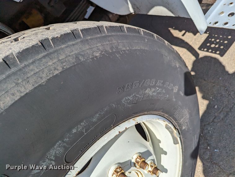 image for item MN9926 2003 Freightliner FL80  digger derrick truck