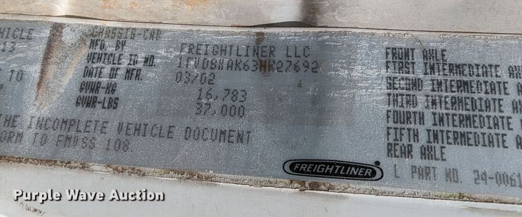 image for item MN9926 2003 Freightliner FL80  digger derrick truck