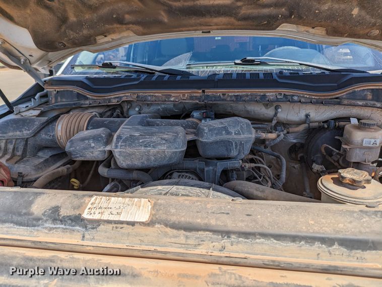 image for item MN9928 2017 Ford F250 Super Duty  Crew Cab pickup truck