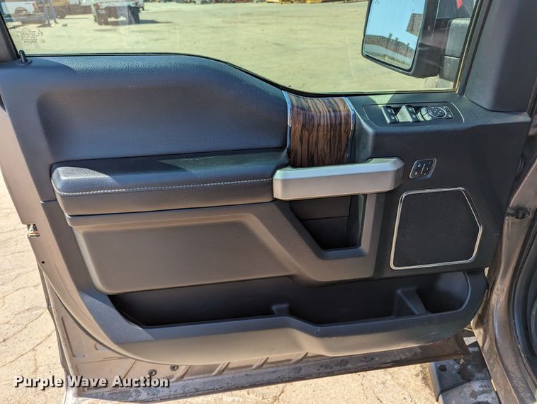 image for item MN9929 2018 Ford F150  SuperCrew pickup truck