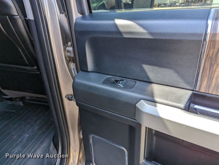 image for item MN9929 2018 Ford F150  SuperCrew pickup truck