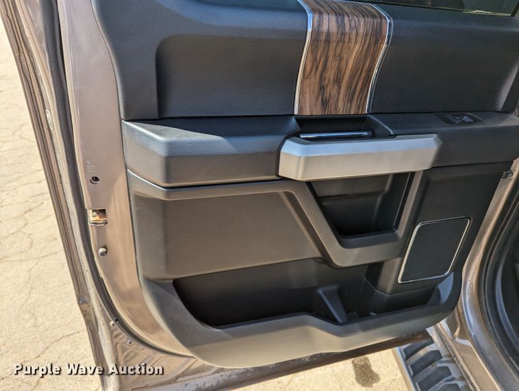 image for item MN9929 2018 Ford F150  SuperCrew pickup truck